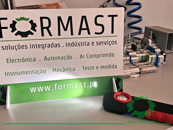 Lanterna recarregável LED COB. Formast